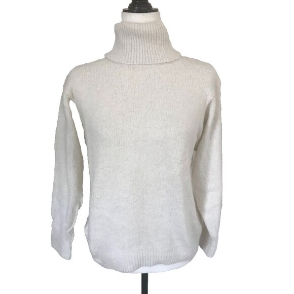 Vintage BAY CLUB Turtleneck Sweater Size Large Silk Angora Blend Ivory - Picture 1 of 7